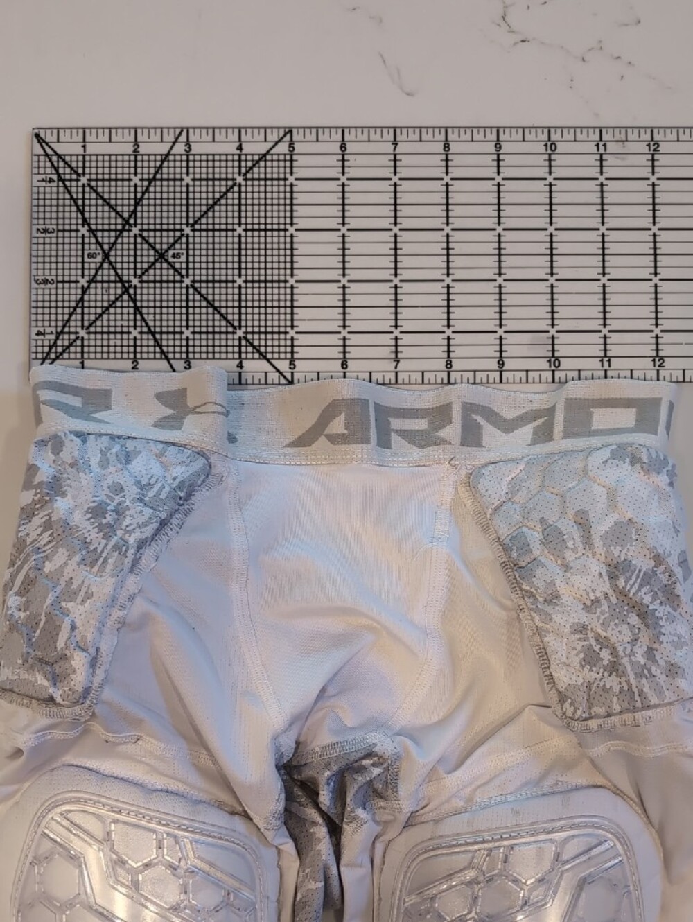 Under Armour Pro 5-Pad Football Girdle - Picture 6 of 7